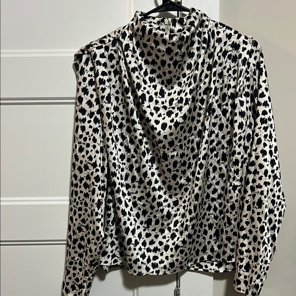 Zara Black and White Patterned Blouse